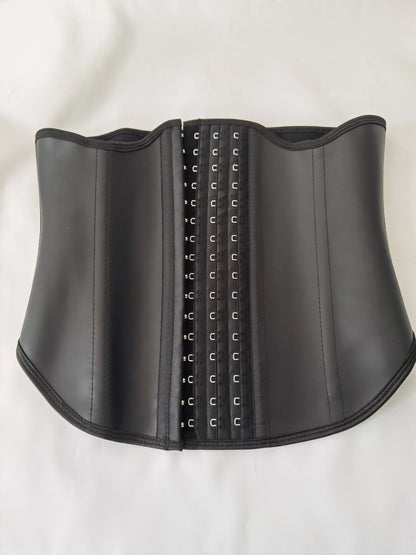Corset latex estomac réduit